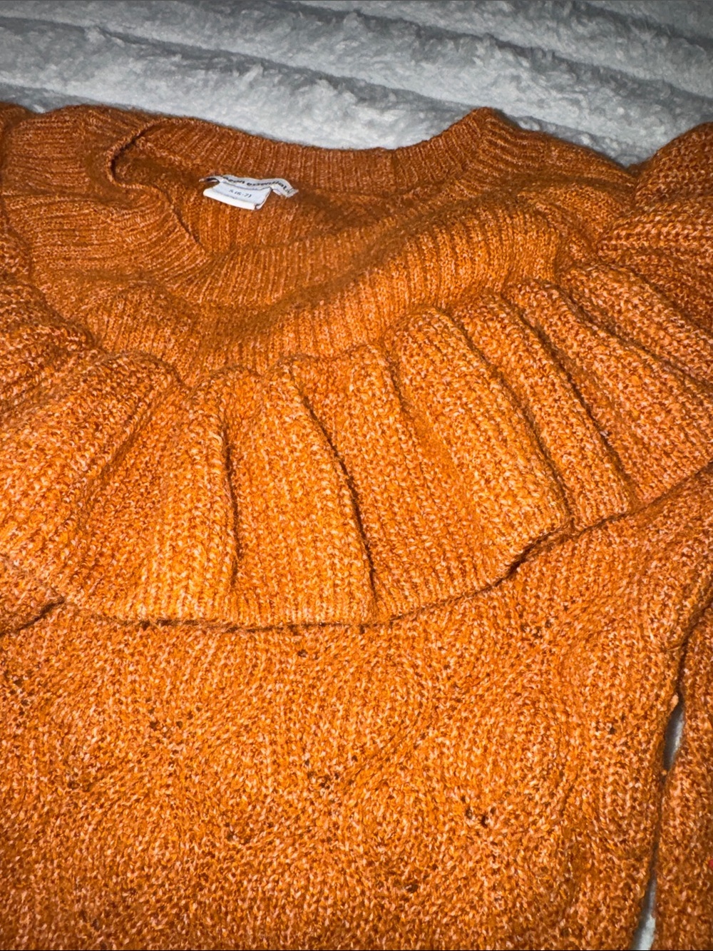 Amazon Essentials Rust Ruffled Cable-Knit Sweater - Picture 5 of 5